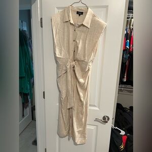 NWT.Red Dress Boutique. Finding My Fire Oatmeal Linen Blend Midi Dress L/Oatmeal